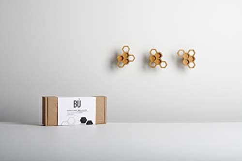 Дървени стенни куки BU Products Honeycomb – Комплект от 3 стенни куки за окачване на шапки, шалове, чанти, каишки за