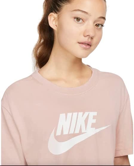 Укороченная тениска Nike за дамски спортни дрехи Essential