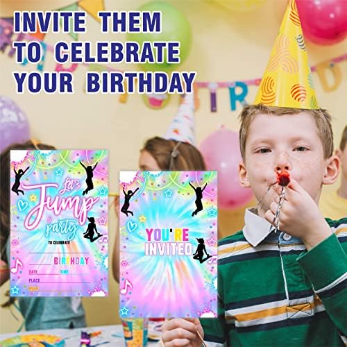 Покани за рожден ден на батут Вратовръзка Боядисват, нека да скочи! Покани картички на парти по случай рождения ден на