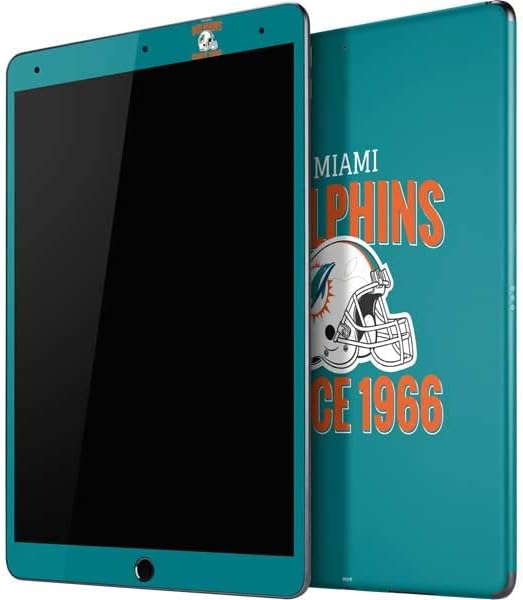 Кожата таблет със стикер Skinit, съвместим с iPad Air 10.5 инча (2019) е Официално лицензиран дизайн шлем NFL Маями Делфините
