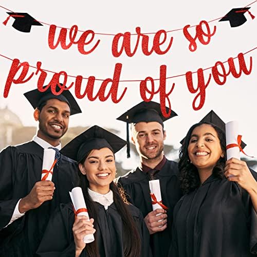 Ние така се гордеем с вас Банер Червен Блясък, Поздравления за Дипломирането на Банер, Червени Абитуриентски Бижута 2023